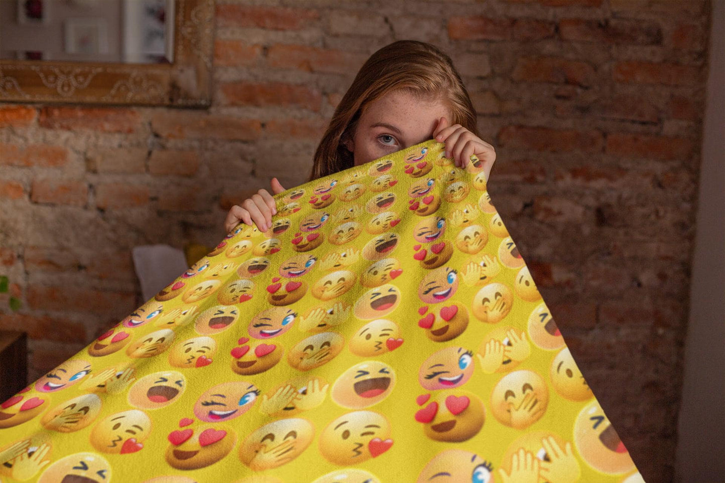 Soft Emoji Sherpa Fleece Throw Blanket: Cozy Plush Decor for Kids, Teens & Dorm Rooms