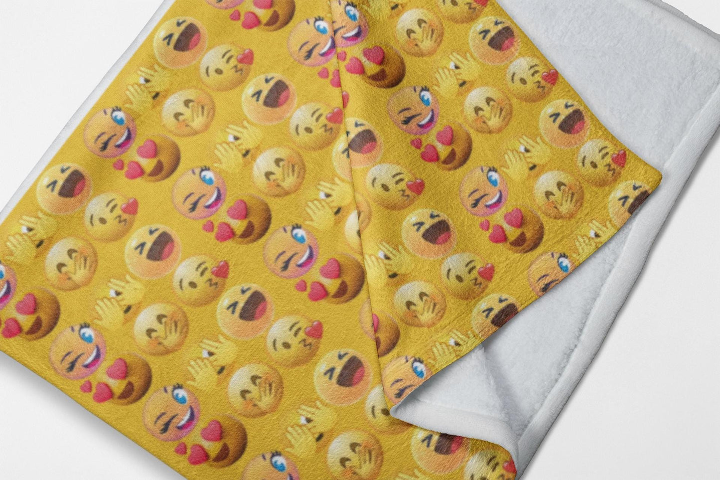 Soft Emoji Sherpa Fleece Throw Blanket: Cozy Plush Decor for Kids, Teens & Dorm Rooms